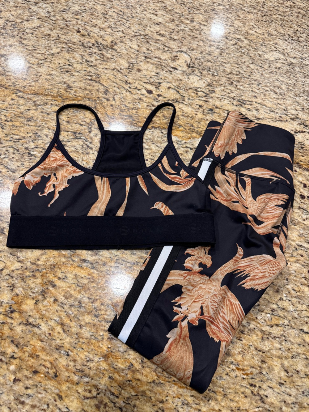 Noli Yoga Set